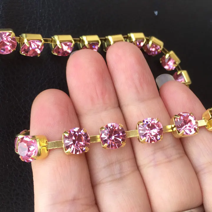 light pink Стразы на цепочке, 1 ярд, ss38, кристаллы, цветные стразы, золото, матель, квадратная чашка, используется для ювелирных изделий, одежды, сумок - Цвет: light pink