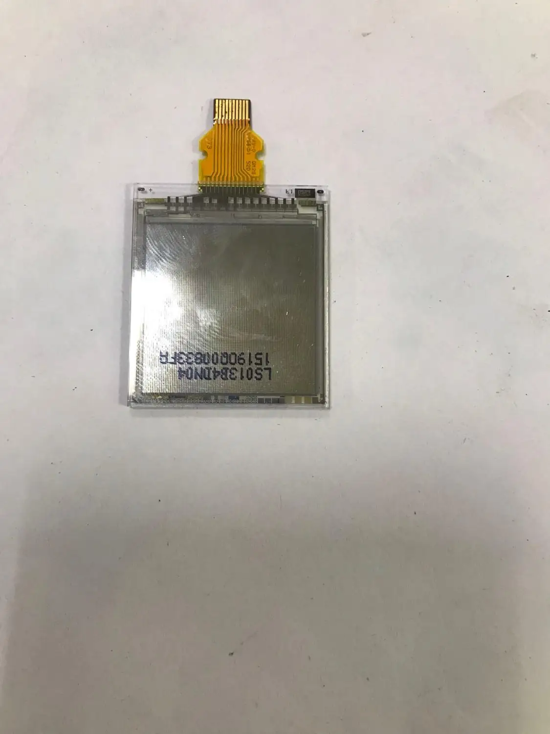 LS013B4DN04 1,3" 96x96 FPC PNLC 3V память ЖК