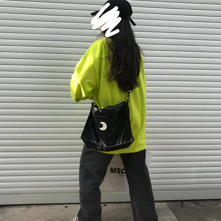 

Korean-style INS-Style Dark Vintage Shiny Side Tote Bag 3m Reflective Retro Versatile Shoulder Bag Light Shoulder Bag Women's