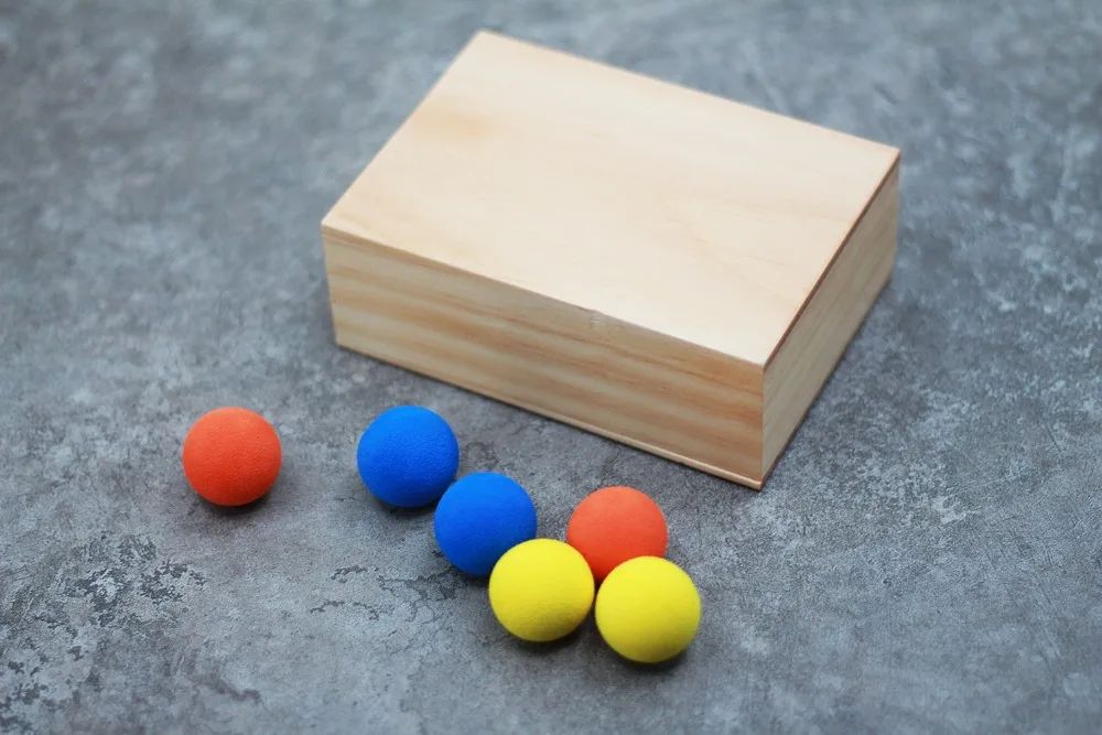 刘谦小球进木盒--盒中球(Balls in box) (3)