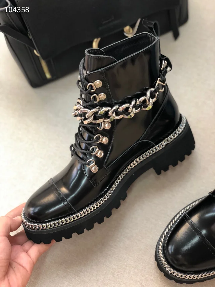 

High quality Women Boots Black cowhide Toe Heel Platform Electroplated copper chain cross l Lady Cross-tied Zipper Martin Boots