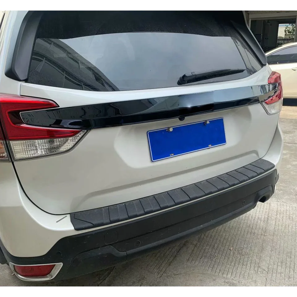 Крышка багажника из нержавеющей стали для Subaru Forester SK 2019|Хромирование| |