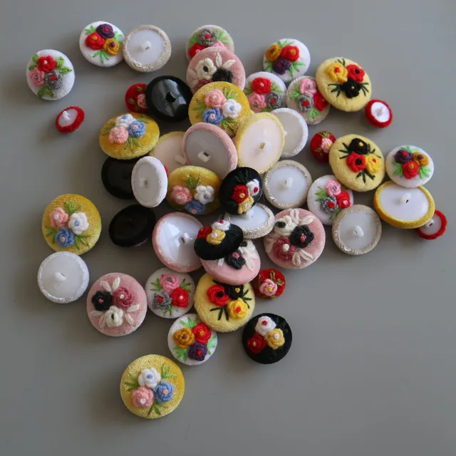 2pcs Handmade Flower Buttons, Vintage Buttons For Sweater Coat, Embroidered  Flower Buttons, Decorative Buttons, Three-dimensional Embroidered Cloth Bu