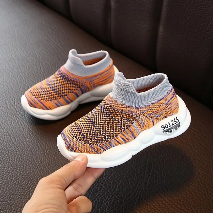 

Toddlers Walking Socks Shoes Kids Baby Indoor Boots Anti Slip Warm Fashion Shoes Sock with Rubber Soles