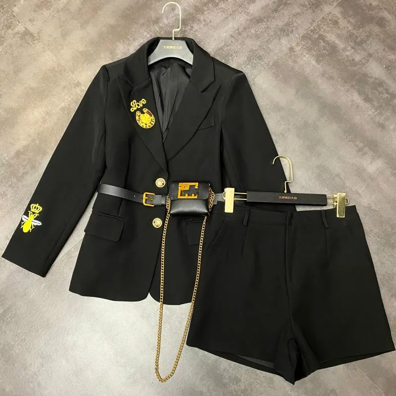 

Twopiece Sets for Woman 2020 Spring New Lettered Embroidered Wallet Waistband Suit Coat + Shorts Elegant Conjunto Feminino