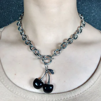 

Dark Cherry Harajuku Girl Necklace 2020 Small Geometric Pendant Ot Buckle Punk Gothic Street Silver Color Chain Choker Necklaces