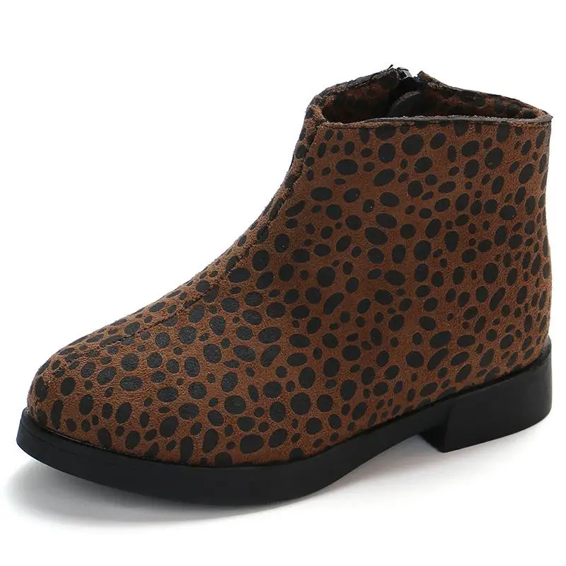 Новая зимняя обувь для девочки с леопардовым принтом; Модные ботильоны сапоги "Принцесса" детские кожаные зимние ботинки на меху с резиновой подошвой обувь на нескользящей подошве; теплые Короткие штаны с - Цвет: Brown