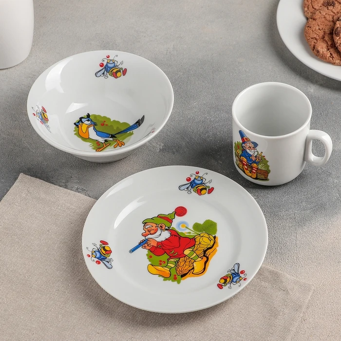Children's set Dobrush porcelain factory &quotLesovichok&quot 3 items: salad bowl 360 ml plate 17 cm mug 200 Kitchen supplies Plates Tableware