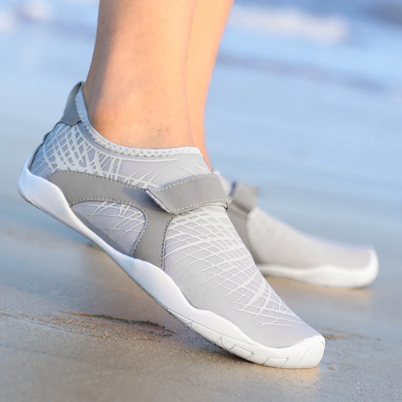 WWKK Summer Water Shoes Men Beach Sandals Upstream Aqua Shoes Woman Man Quick Dry River Sea Slippers Swimming Sneakers