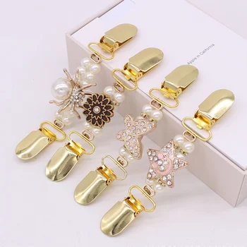 

High-end Pearl Apparel Clip Golden Duckbill Button Cardigan Tightening Clip Fashion Brooch Clip Female Sweater Clip Accessories