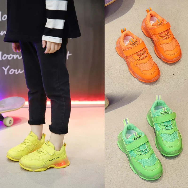 

Boys Girls Mesh Luminous Sneakers Children Light Casual Sports Shoes School Trainers Children Green Yellow Orange Flash Shoes