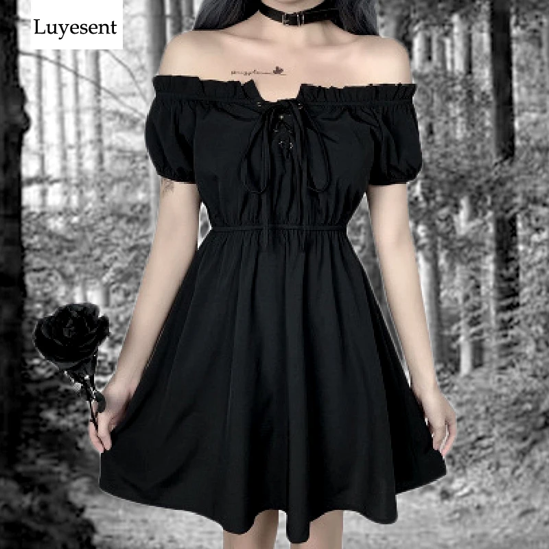 

Black Goth Women Pleated Dress 2020 Lady Gothic Lace-up Bust Slash Neck High Waist Dark Lolita Punk Mini Party Dresses Vestidos