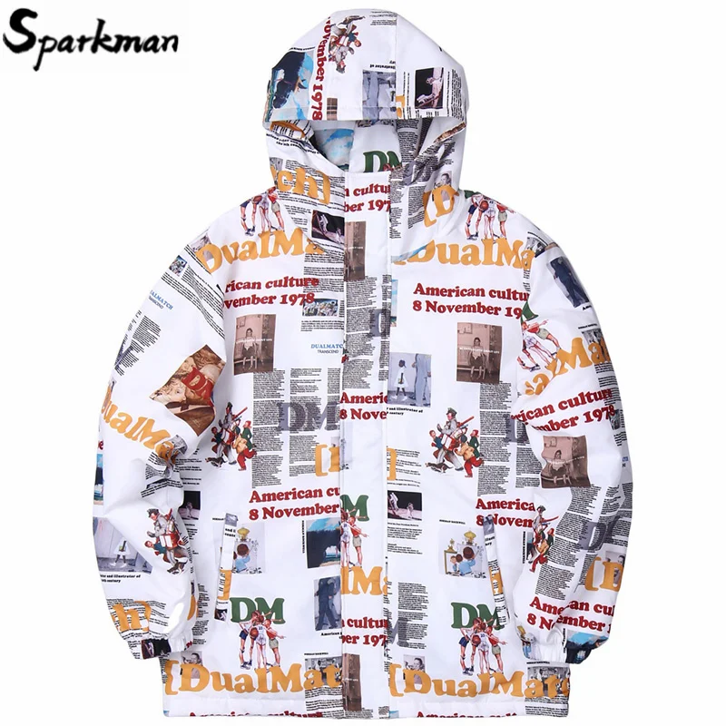 

Men Hooded Jacket Parka Newspaper Full Print Harajuku Windbreaker Streetwear 2019 Hip Hop Outwear Loose Fall Winter Coat Cotton