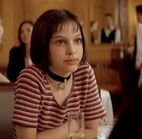 1 шт., винтажное женское готическое ожерелье Leon The Professional Mathilda, черная бархатная лента, ретро ожерелье в форме солнца