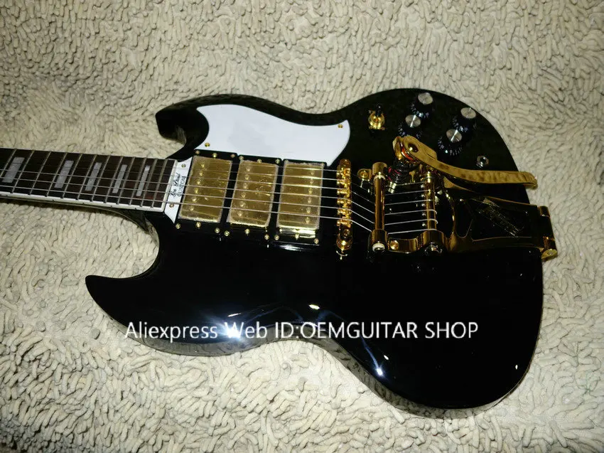 

Black 3 Pickups Custom Electric Guitar with Bigbys Gold Hardware OEM China Guitars