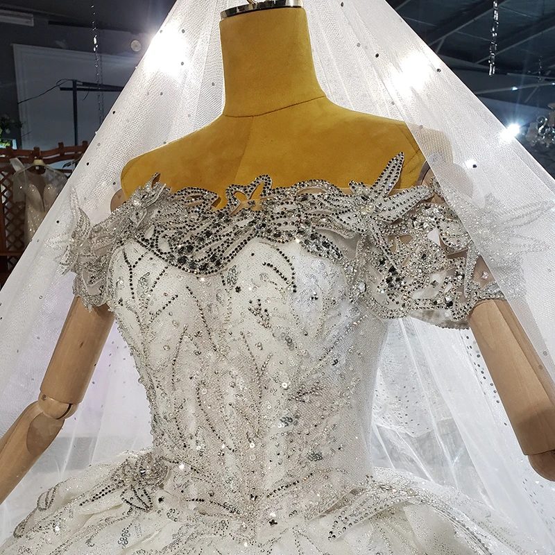 HTL2164 White Luxury Beautiful Bridal Dress New Applique Print Pattern Sequined Tube Top Frill Wedding Dress платье на свадьбу 6