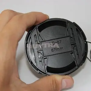 Digital Camera 67mm Lens Cap Center Pinch Snap-on Front Lens Cover Holer for Canon Nikon Sony Lens with Anti-lose Cord Universal
