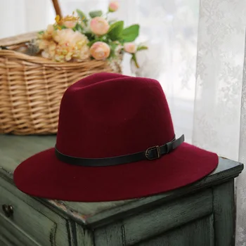 

Quality Woolen Mens Felt Wide Brim Red Panama Hat Trilby Hat Belt Ladies Fedaros Autumn Winter Elegant Facinator Hat Casual Wear
