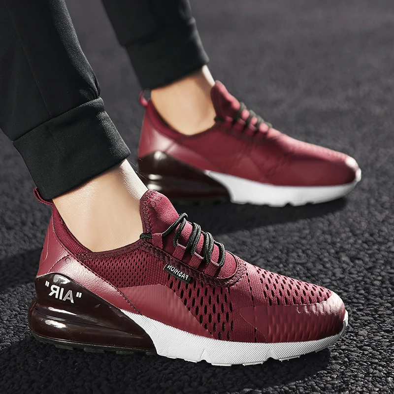 Track shoes