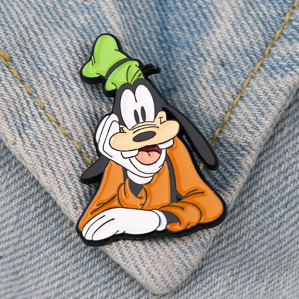 YQ264 Disney Mickey Goofy Enamel Pin Dog Badge Fashion Brooch Cartoon