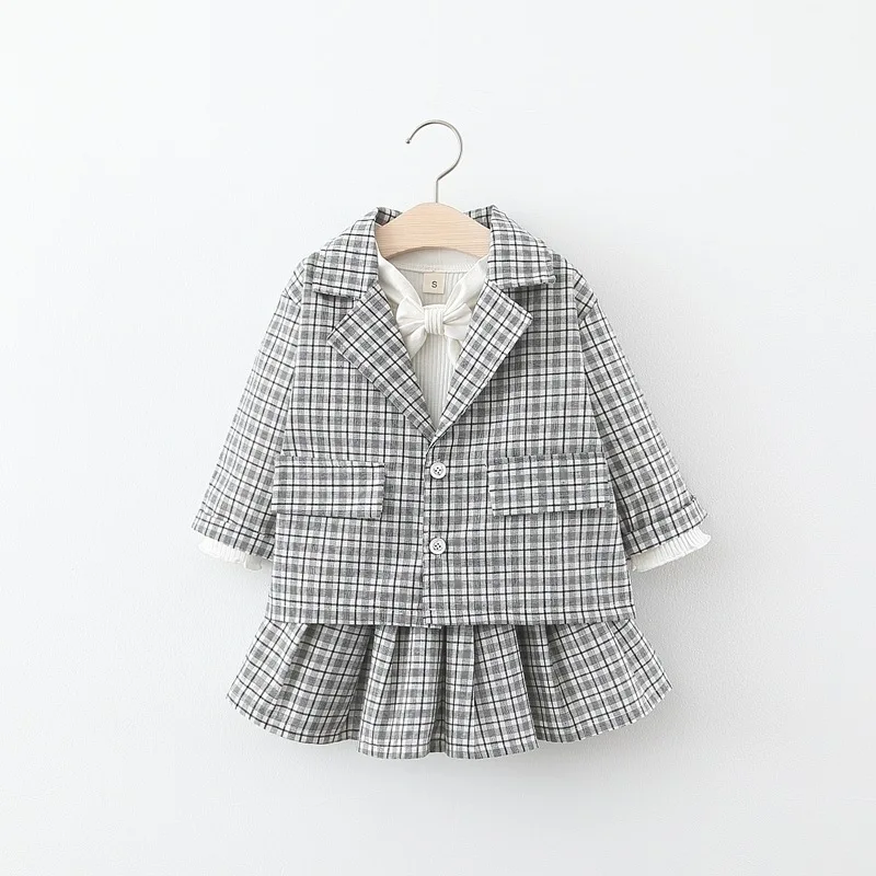 

Комплект одежды для маленьких девочек DFXD, весенний новый модный клетчатый Блейзер, куртка + трикотажный топ с бантом + юбка-пачка, костюм принцессы из 3 предметов