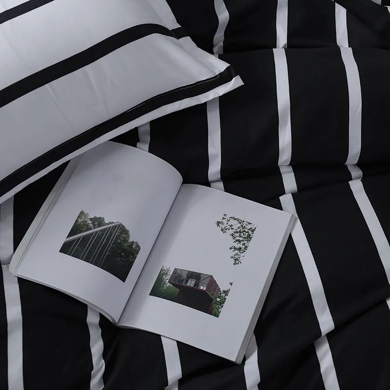 Warm Duvet Three-piece Duvet, Pillowcase, Simple Life, Full Size Home Decoration
