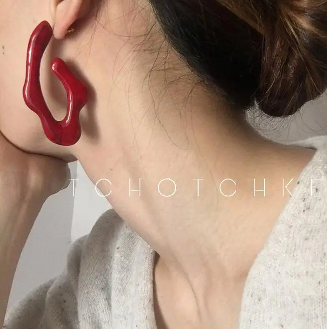 Timeless-Wonder-resin-geo-irregular-Stud-statement-Earrings-punk-Party-Gift-Brincos-super-runway-rare-drama (2)