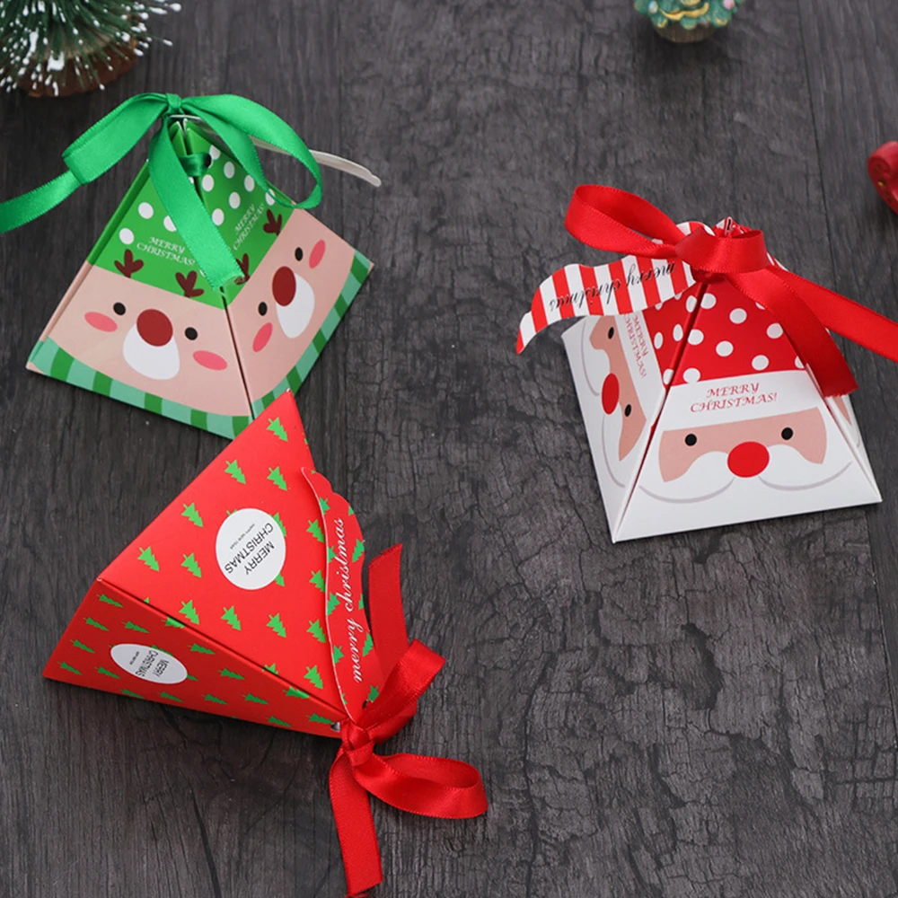 10 PCS/Set Merry Christmas Candy Box Christmas Tree Candy Cookie Baking Bag Box 8*8*9cm With Ribbon Paper Box Gift Box 3 Colors