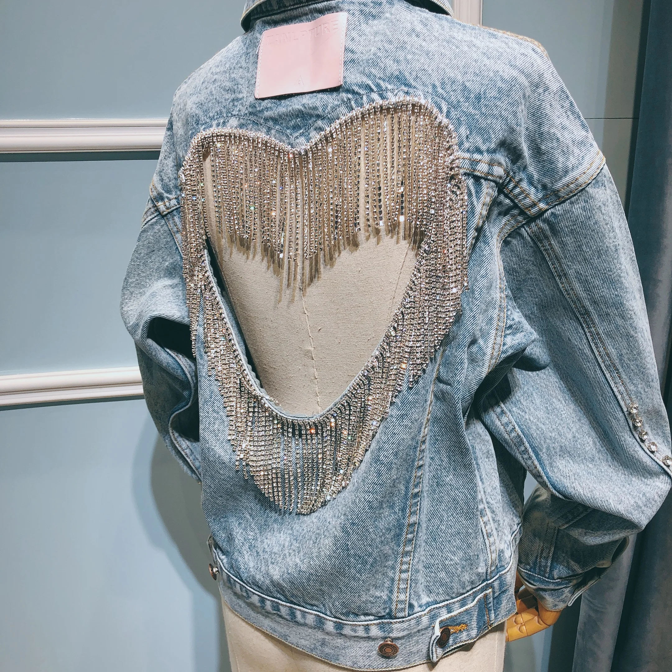 

High-End Custom Europe Big Heavy Rhinestones Chain Tassel Hollow Backless Denim Jacket Womens Summer and Autumn coat jean jacket