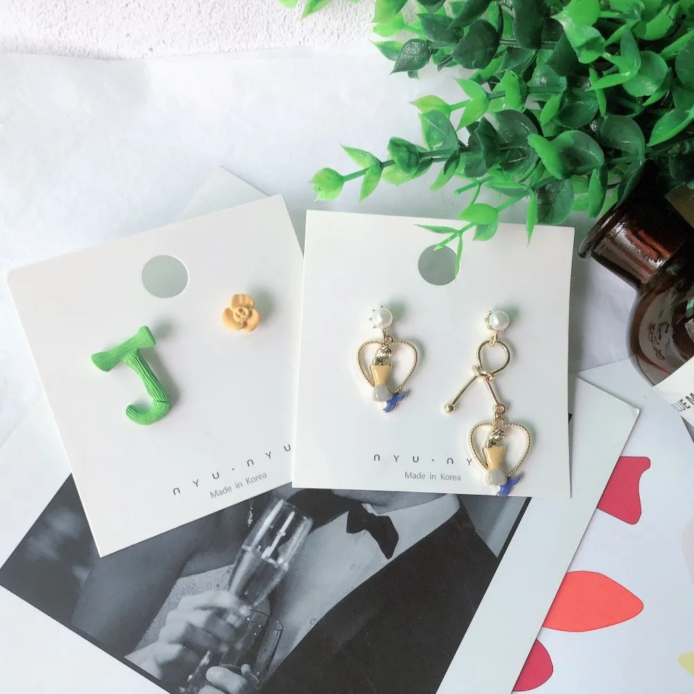 

SQUERIM New Beautiful Fashion Mermaid Earring Asymmetric Alloy Drop Earrings Flower Fluorescent Letters Korean Ear Wholesale