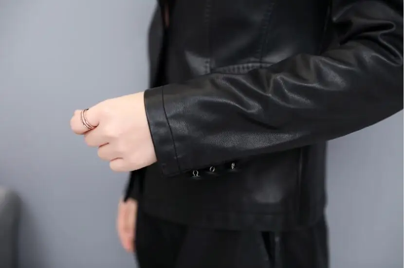 Плюс размер 4XL кожаная одежда женская верхняя одежда Новая модная женская короткая кожаная куртка тонкое кожаное пальто женское черное красное