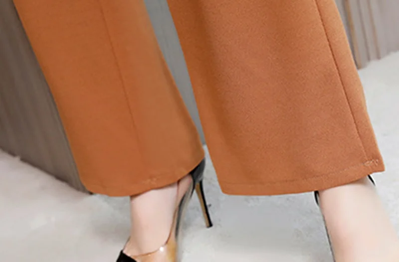 9383994608_1932673865