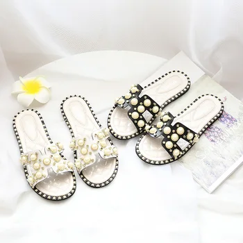 

Girls slippers 2019 parent-child shoes baby slippers sandals children's pearl hollow outdoor slippers home beach swimming shoes