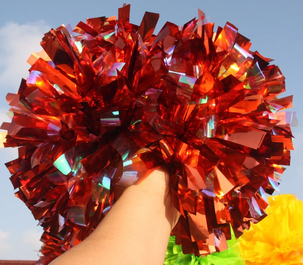 Рисунок 4 - Помпоны со встроенной ручкой