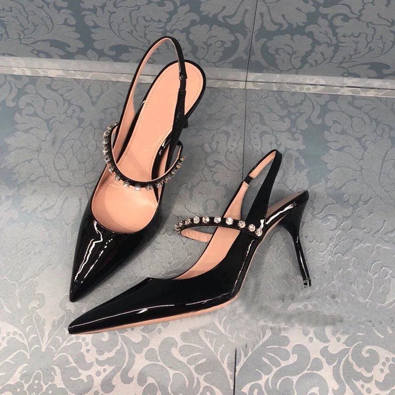 

Туфли-лодочки женские из лакированной кожи на высоком каблуке 7 см