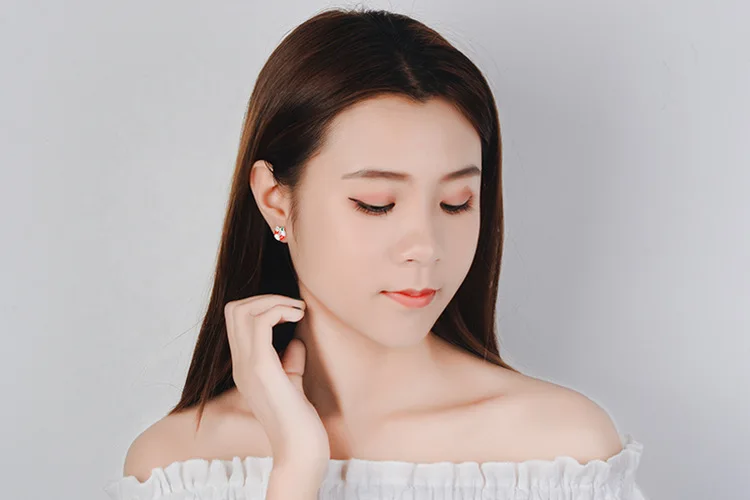 ICNWAY Hair ball осень и зима колокол Снежинка девушка Рождественская коллекция мозаичный циркон ювелирные изделия серьги гвоздики для женщин
