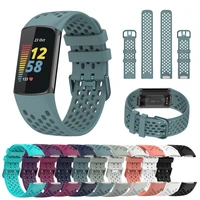 Cinturino per Fitbit Charge 5 Smart Watch Band cinturino sportivo traspirante cinturino in Silicone per accessori per braccialetti Fit Bit Charge 5