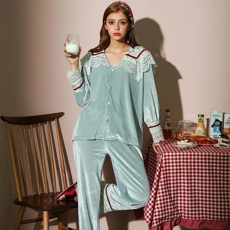

New Women Pajamas Winter Warm 2 Pieces Pajamas Set Female Sleepwear Gold Velvet Thickening Home Clothes Turn-down Collar Pyjamas