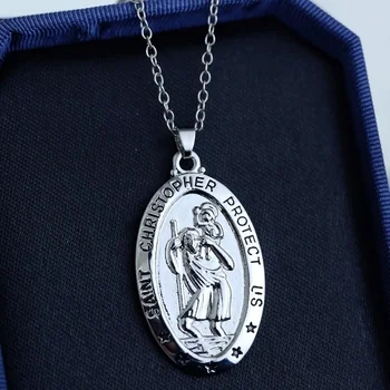 

New Trendy St. Christopher Oval Pendant Necklace for Women Fashion Pendant Clavicle Chain Accessories Party Jewelry