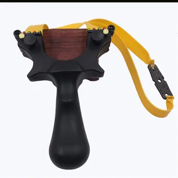 

2019 New Slingshot Hunting Resin 4 aiming point Catapult with Quickly install Flat Rubber Band Black slingshots Outdoor Shooting