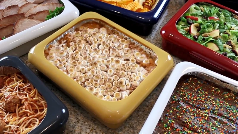Portable Fancy Foil Panz 2 In 1 Casserole Carrier With Spoon For Indoor & Outdoor Use Fits Half Size Foil Pans Party Picnic Tool