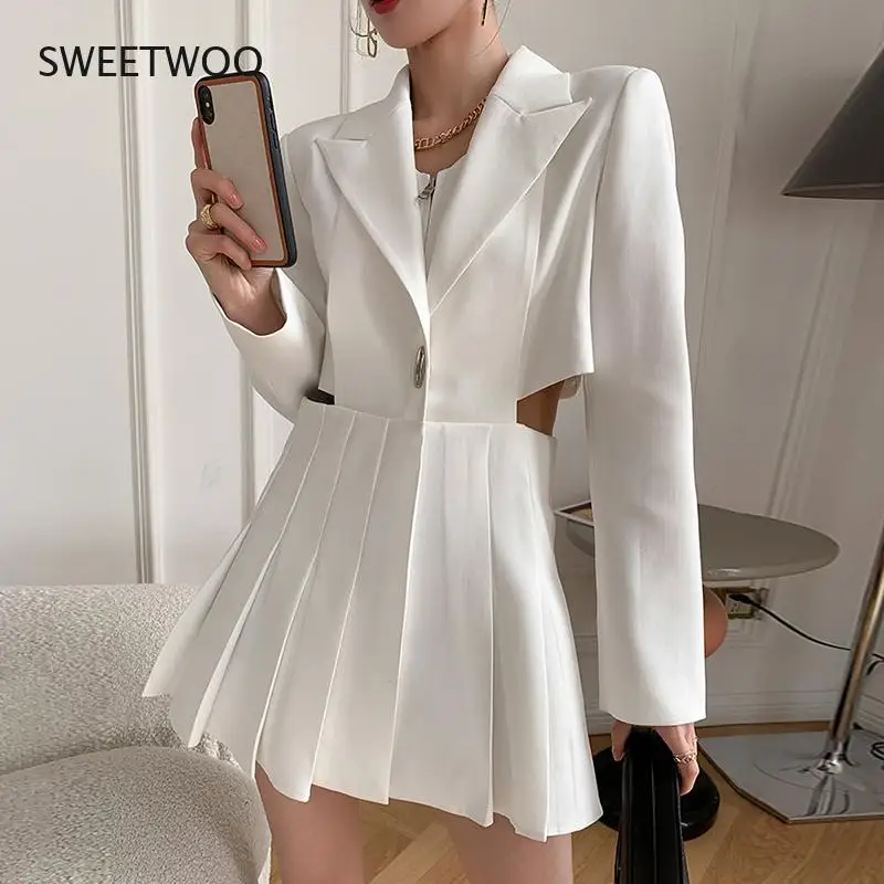 

White suit female lapel long-sleeved top pleated skirt hollow casual suit female fall 2021