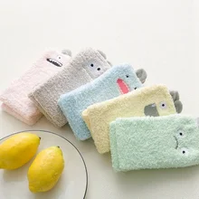 Милые Пушистые Носки с рисунком маленького монстра для женщин, коралловые бархатные забавные носки средней длины, хлопковые носки для зимы и осени, сохраняющие тепло