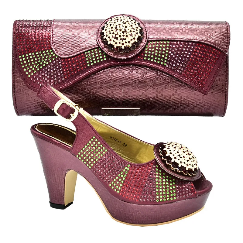 Новейшая Итальянская обувь с сумки в комплекте, Размер 38–43 для свадьбы из туфлей в нигерийском стиле Для женщин Свадебный комплект из обуви и сумки, украшенные Стразы - Цвет: Бордовый