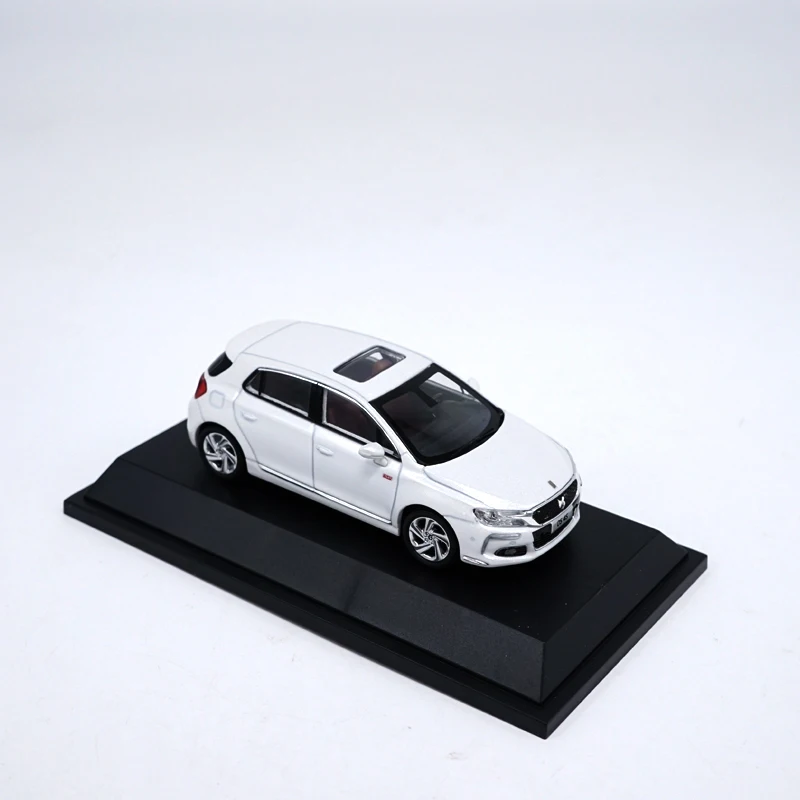 1:43 CITROEN DS 4S литая под давлением Модель автомобиля игрушки Металлическая Модель автомобиля оригинальная коробка