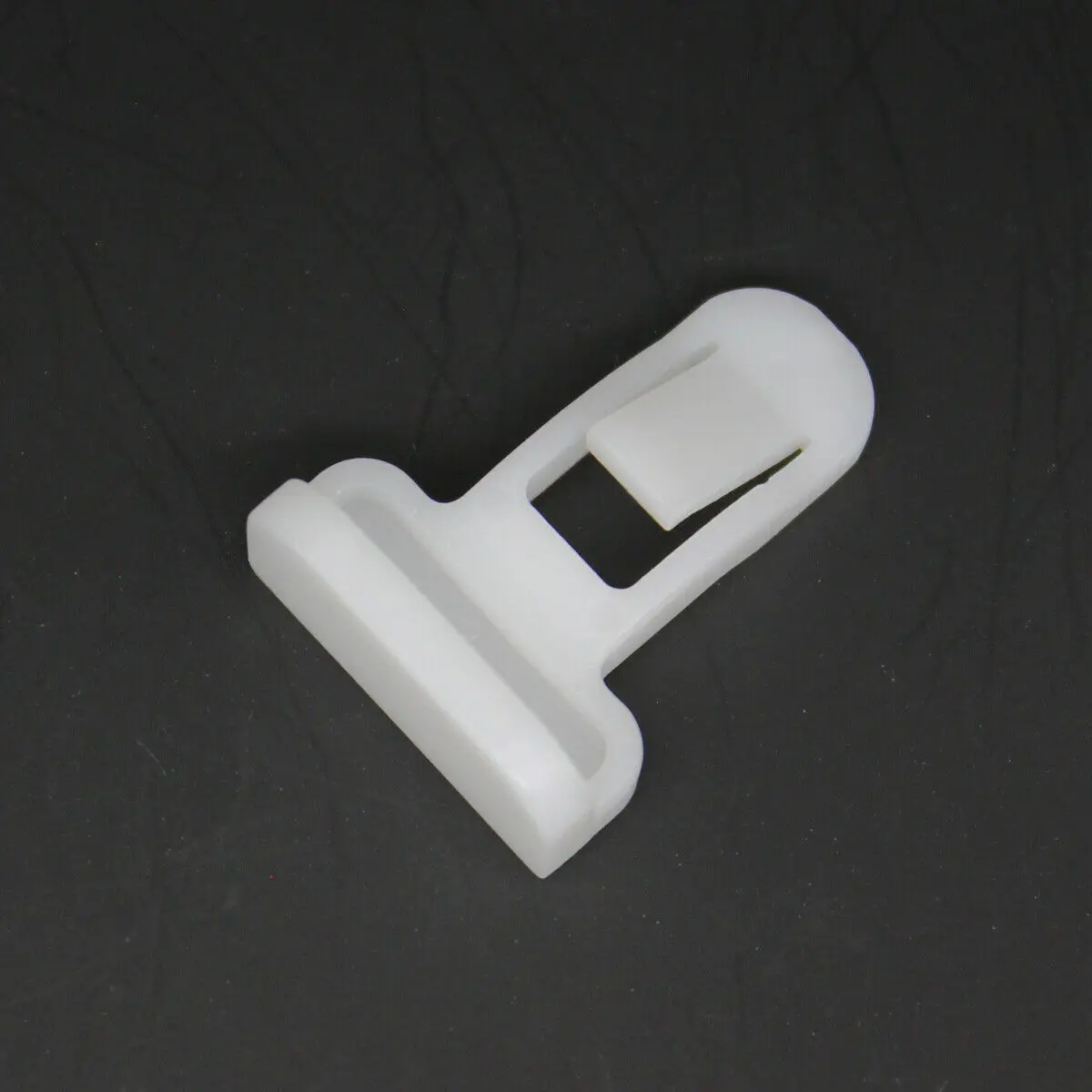 

5pcs Fastener Clip Exterior Moulding Bracket Clamp for Lexus Toyota 75392-35220