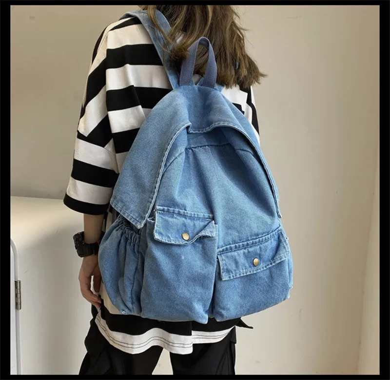 15641796422_1998858109