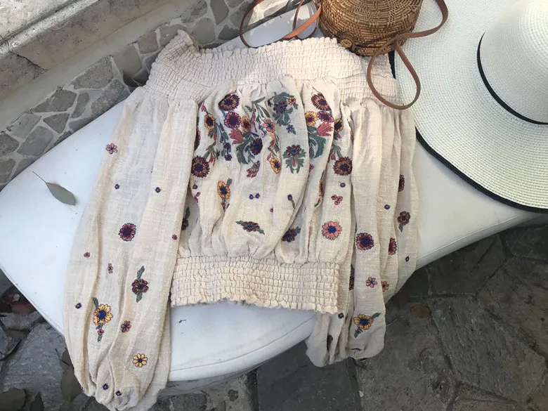 Boho Floral Embroidery Blouse - Image 5