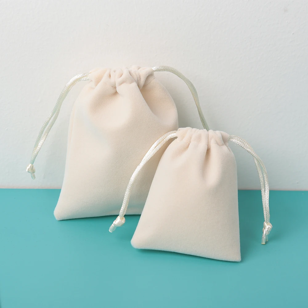 100pcs Velvet Jewelry Packaging Pouches Drawstring Soap Rings Earring Travel Organizer Gift Bag Wedding Favors For Guests Bulk