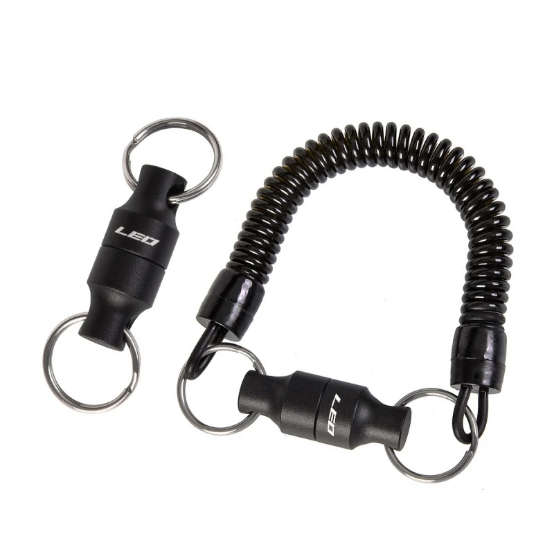 

Fly Fishing Magnetic Net Release Holder With elasticity Strap Magnet Buckle Netgear Fishing Tackles